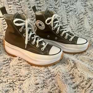 Converse Run Star Hike Platform High Top Sneakers